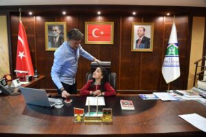 Bahçelievler’in 23 Nisan Başkanı Beren Yavuz: Kentsel dönüşüm ve sıfır atık çalışmalarımız artarak devam edecek..