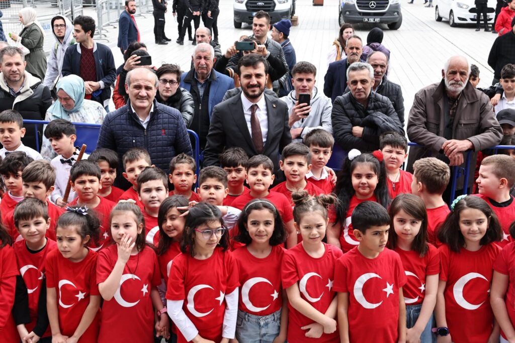 Bağcılar’da çifte bayram sevinci