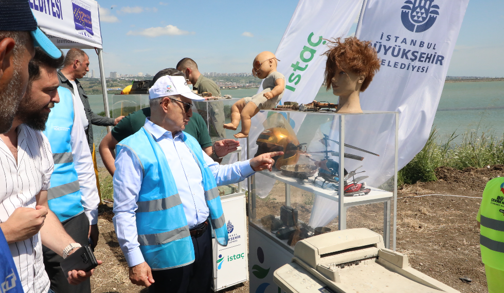 Dünya Çevre Günü’nde tonlarca atık toplandı