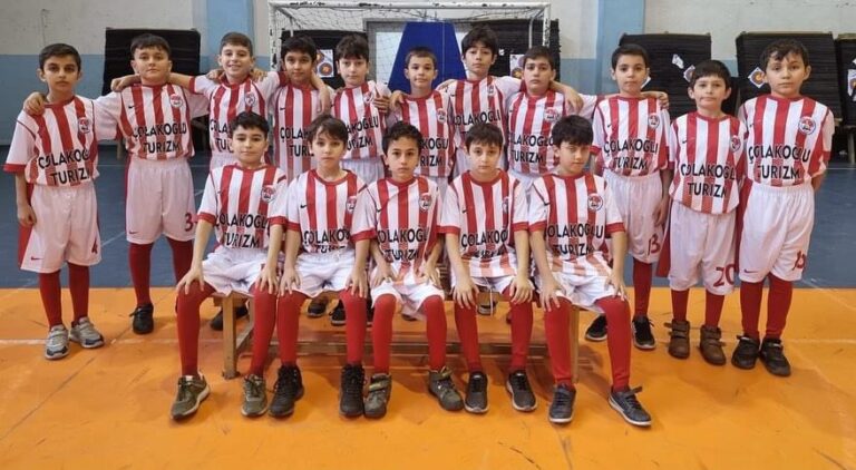 ÇOLAKOĞLU’NDAN GENÇLERE DESTEK