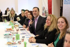 Yılmaz: Baronların değil Silivri’nin başkanıyım