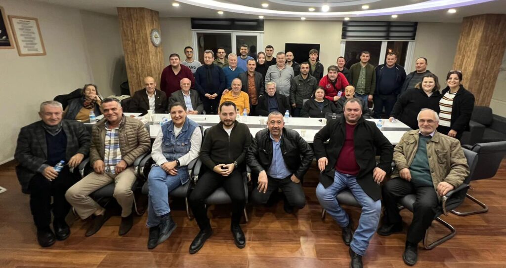 İYİ DOSTLAR İSTİŞARE YAPTI