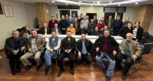 İYİ DOSTLAR İSTİŞARE YAPTI