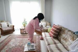 SİLİVRİ’DE SOSYAL HİZMETLER  TAKDİR TOPLUYOR