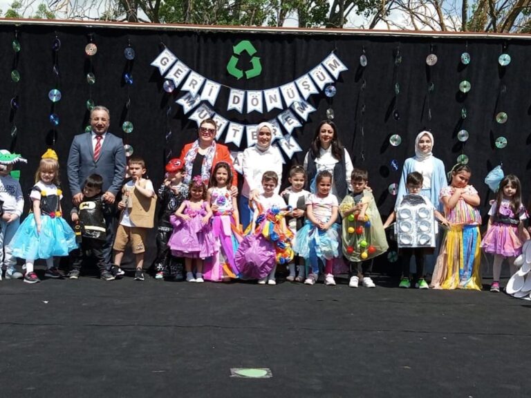 SİLİVRİ’DE GERİ DÖNÜŞÜM DEFİLESİ