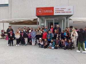 SİLİVRİ’YE YÜZMEDE 33 MADALYA