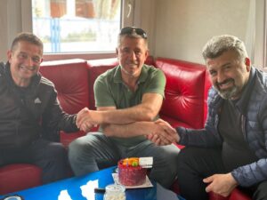 KİLCİ’YE SÜRPRİZ DOĞUM GÜNÜ PASTASI