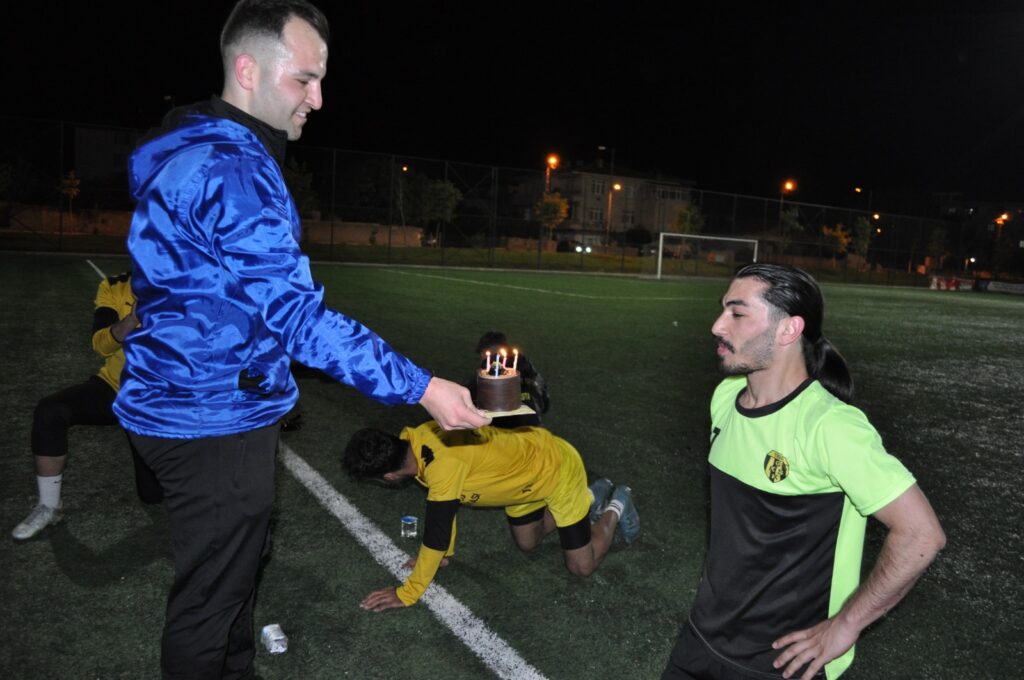 ÇANTA’DA SÜRPRİZ DOĞUM GÜNÜ