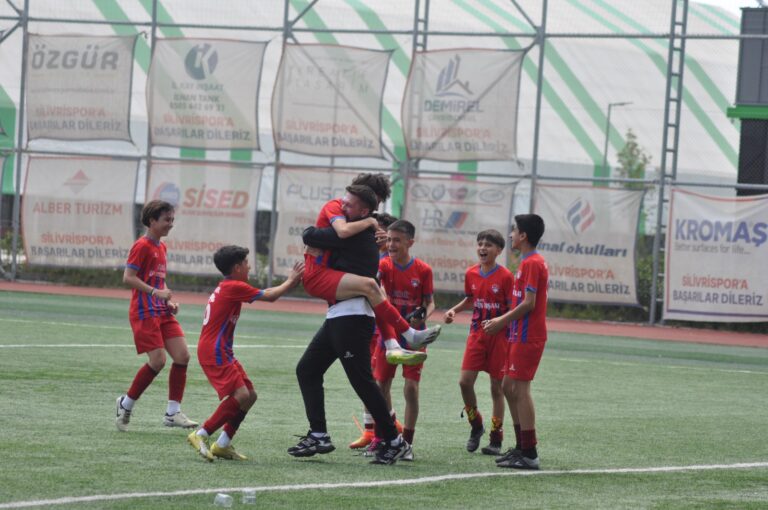 SİLİVRİSPOR EYÜPSPOR’A GEÇİT VERMEDİ ( 1 – 1 )