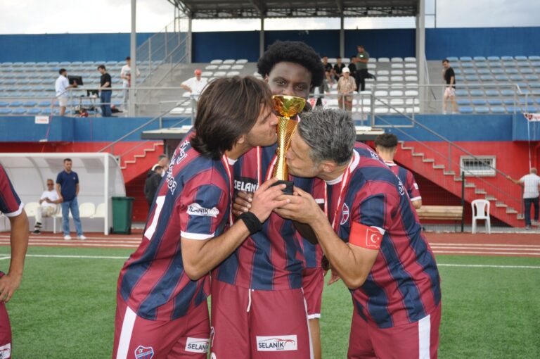 ORTAKÖY’DE ŞAMPİYONLAR GEÇİDİ