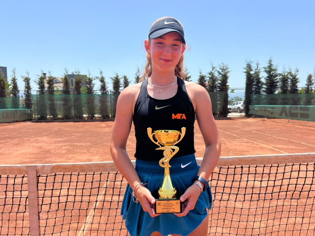 İREM KURT = BAŞARI GENLERİNDE VAR