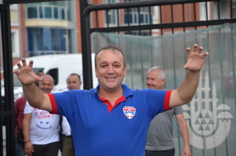 SİLİVRİSPOR’UN YENİ YÖNETİMİ ŞEKİLLENDİ