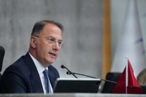 ÇALIK: BESLENME SAATİ İLE 450 BİN PAKETİ ÇOCUKLARA ULAŞTIRDIK