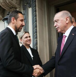 CHP’Lİ  DİLEK YETKİN’DEN İLGİNÇ HAMLE