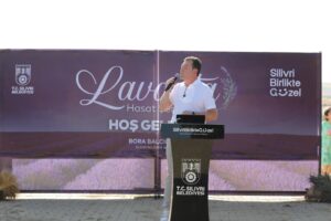 SİLİVRİ BELEDİYESİ’NDEN GELENEKSEL LAVANTA HASAT ŞENLİĞİ COŞKUSU