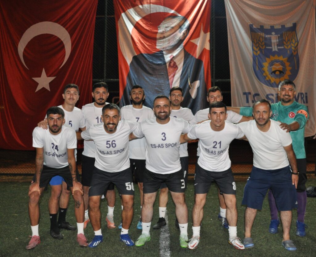 ES-AS YARI FİNALE PUSU KURDU ( 5 – 1 )