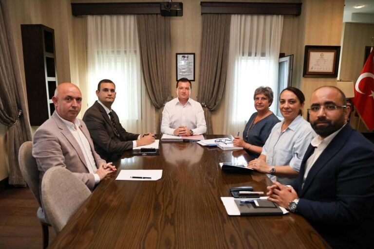 Silivri Belediye Başkanı Bora Balcıoğlu, Beş Başkan Yardımcısıyla İlk Toplantısını Gerçekleştirdi