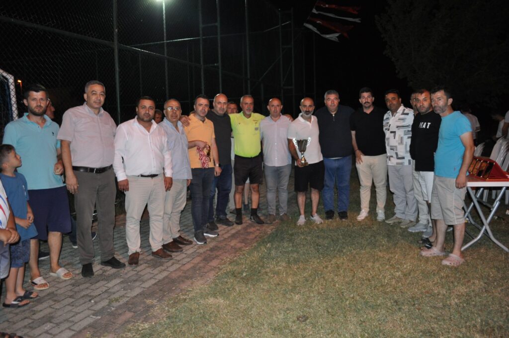 SAM-DER TÜM ÖDÜLLERİ TOPLADI