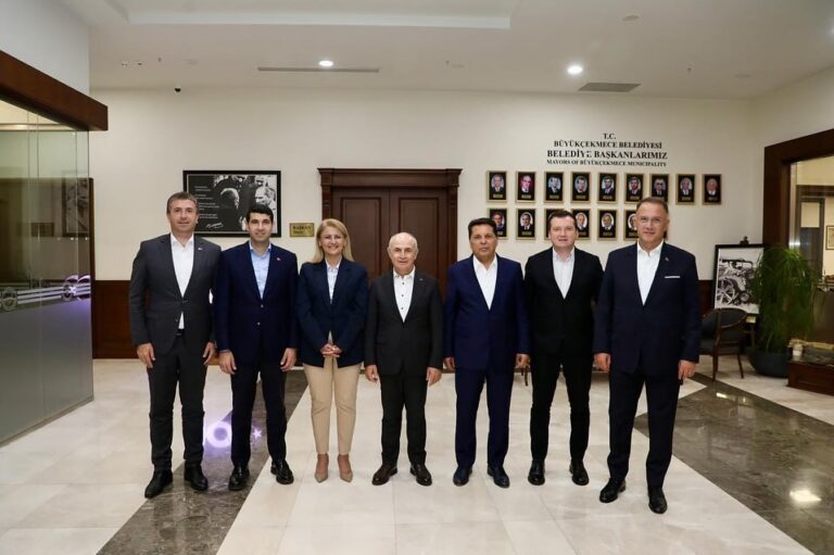 CHP,3. Bölge Belediye Başkanları bir araya geldi