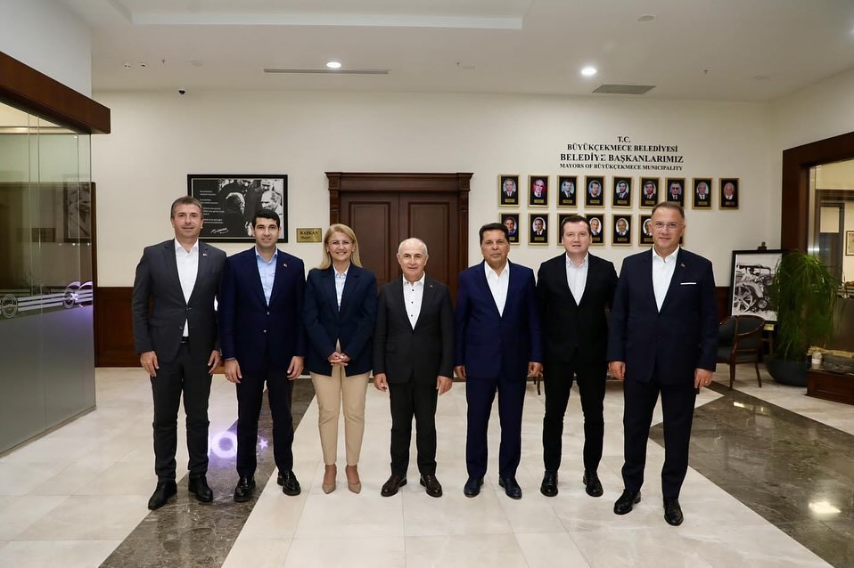 CHP,3. Bölge Belediye Başkanları bir araya geldi