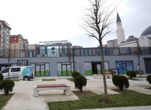 “DOST ELLER” VEREN EL İLE ALAN ELİ BİRLEŞTİRİYOR