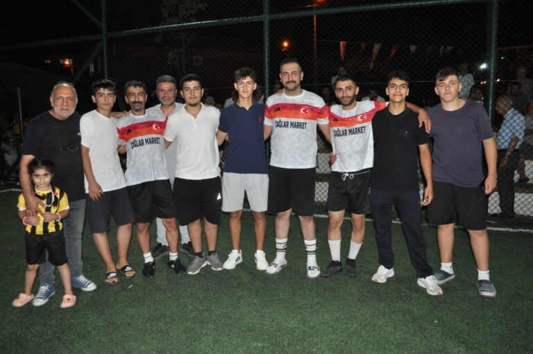 TOSUN AİLESİNİN TURNUVA KEYFİ