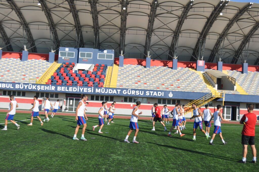 SİLİVRİSPOR’DA KOMANDO EĞİTİMİ