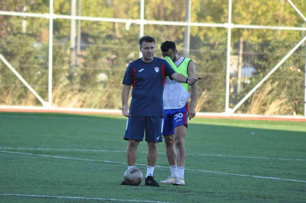 ÖZGÜR ERGÜN İŞİ SIKI TUTUYOR