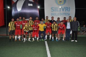 ANAVATAN ÇANTA YARI FİNALDE ( 7 – 4 )