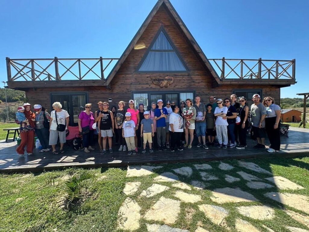 Silivri Belediyesi’nden Özel Bireyler İçin Müslüm Baba At Çiftliği Ziyareti