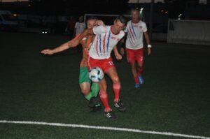 GENÇLER FUTBOLA DOYURDU