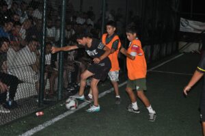 GENÇLER GÜMBÜR GÜMBÜR GELİYOR ( 4 )