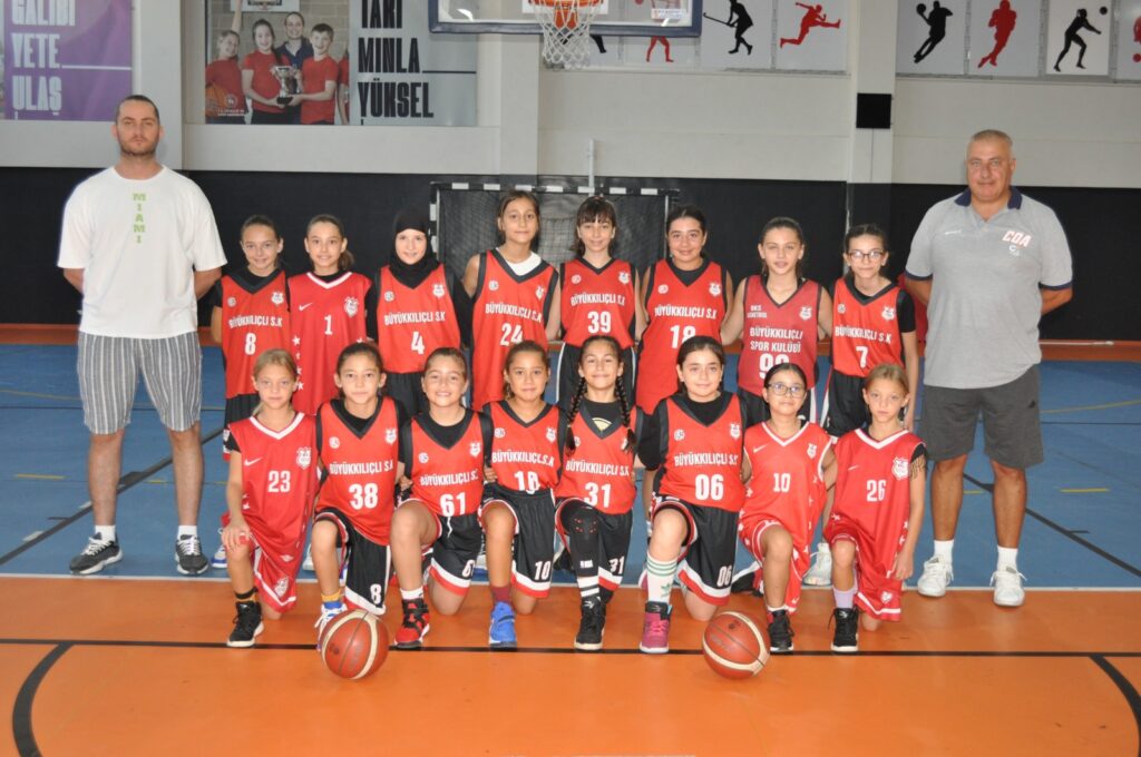 SİLİVRİ BELEDİYESİ ZAFER KUPASI MAÇI ( 1 )