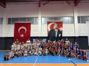 Silivri Belediyesi’nin 30 Ağustos Zafer Kupası Basketbol Turnuvası Tamamlandı