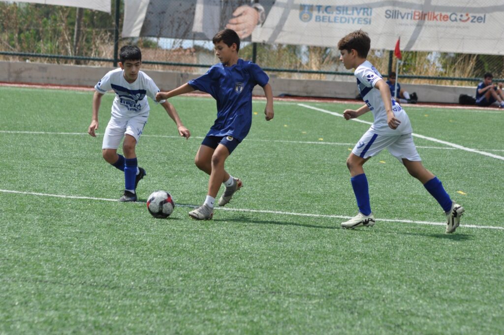 SİLİVRİ ÇOCUKLARLA BİRLİKTE ÇOK GÜZEL ( 6 )