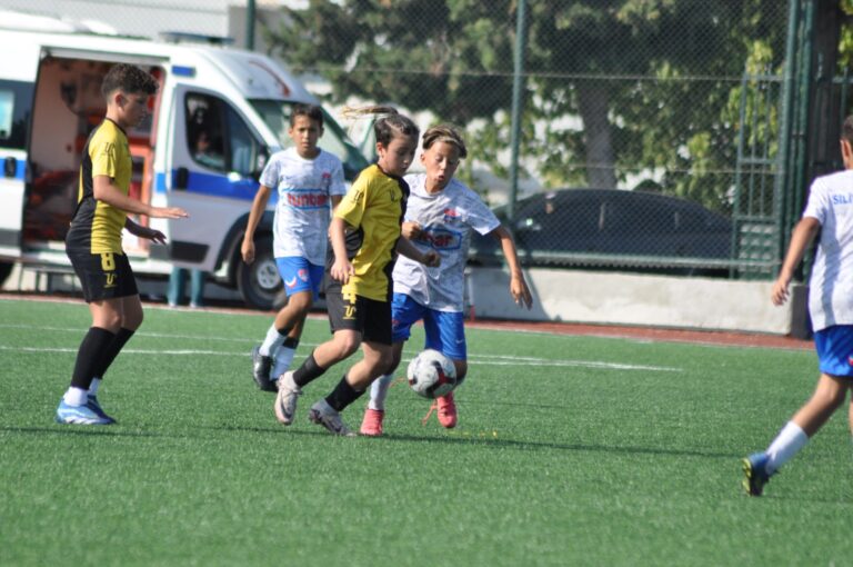 SİLİVRİ ÇOCUKLARLA BİRLİKTE ÇOK GÜZEL ( 22 )