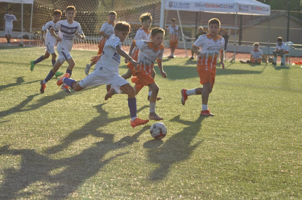 SİLİVRİ ÇOCUKLARLA BİRLİKTE ÇOK GÜZEL ( 29 )