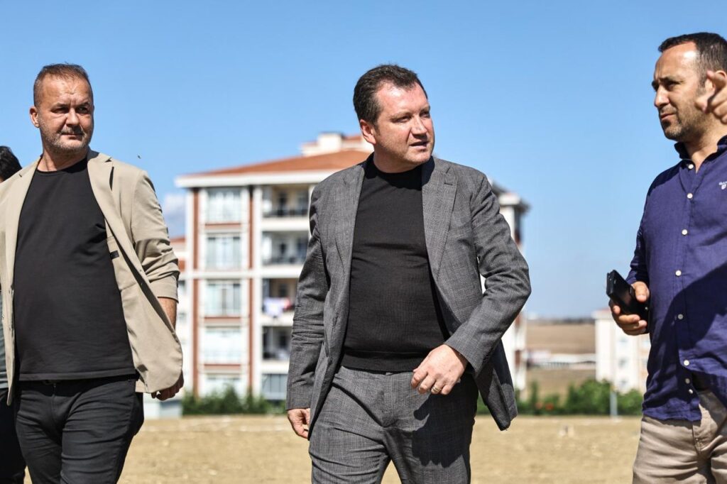 Silivri Belediye Başkanı Bora Balcıoğlu, Park Yapım Çalışmalarını İnceledi