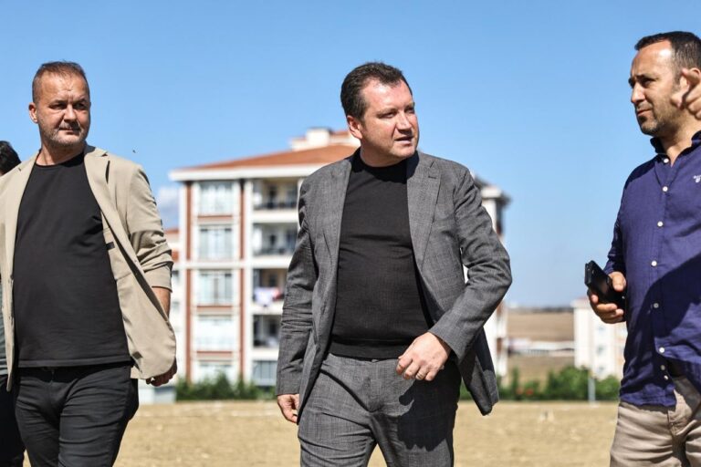 Silivri Belediye Başkanı Bora Balcıoğlu, Park Yapım Çalışmalarını İnceledi