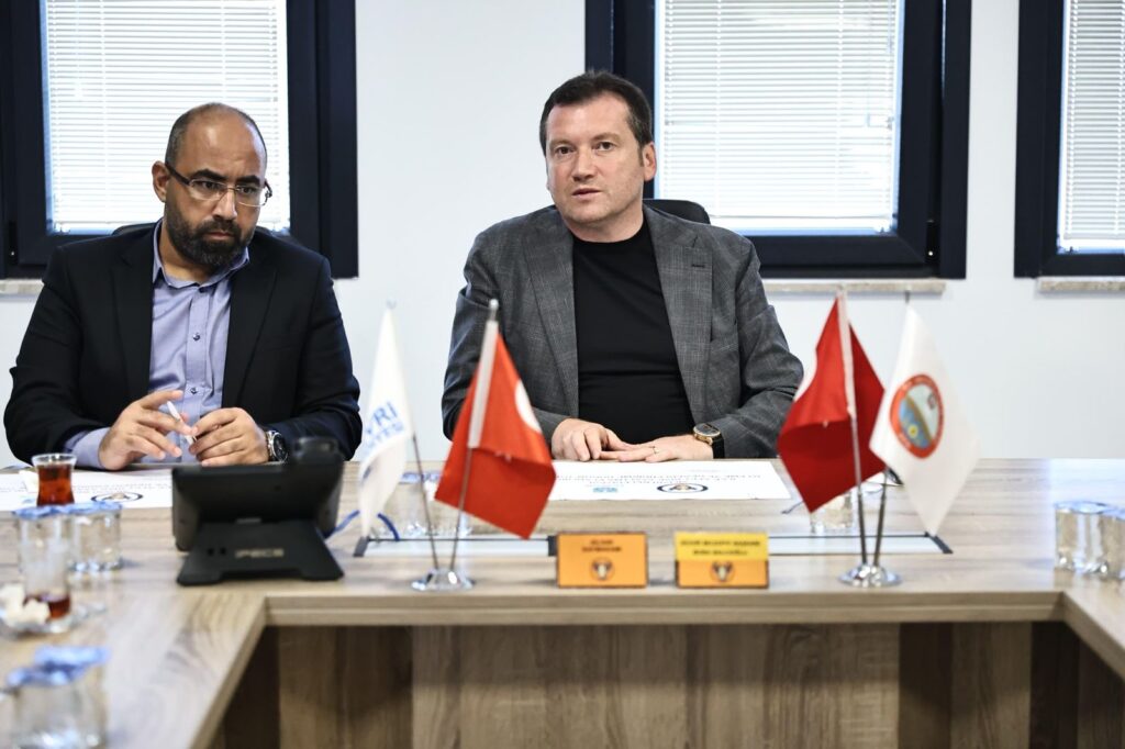 Başkan Balcıoğlu, İstanbul Afet Risk Azaltma Planı Kapsamında Afet Koordinasyon Merkezi’nde Toplantı Gerçekleştirdi