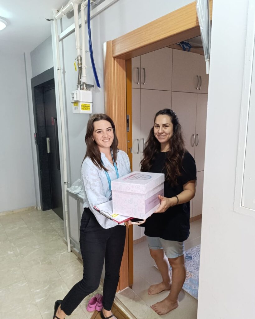 Silivri Belediyesi Yeni Doğan Bebeklere Destek Paketi Sağlıyor