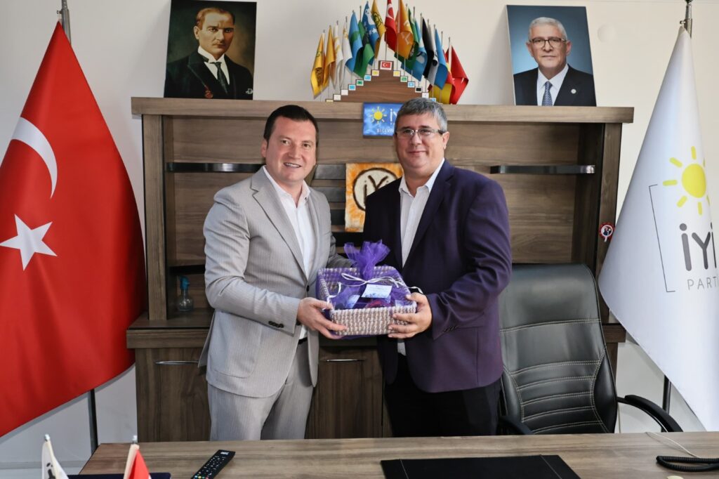 Başkan Balcıoğlu,  İYİ Parti Silivri İlçe Başkanlığı’nı Ziyaret Etti