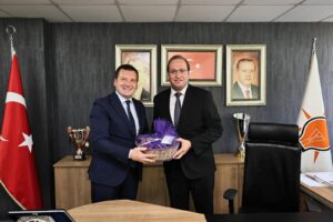 Başkan Balcıoğlu, AK Parti İlçe Başkanlığını Ziyaret Etti