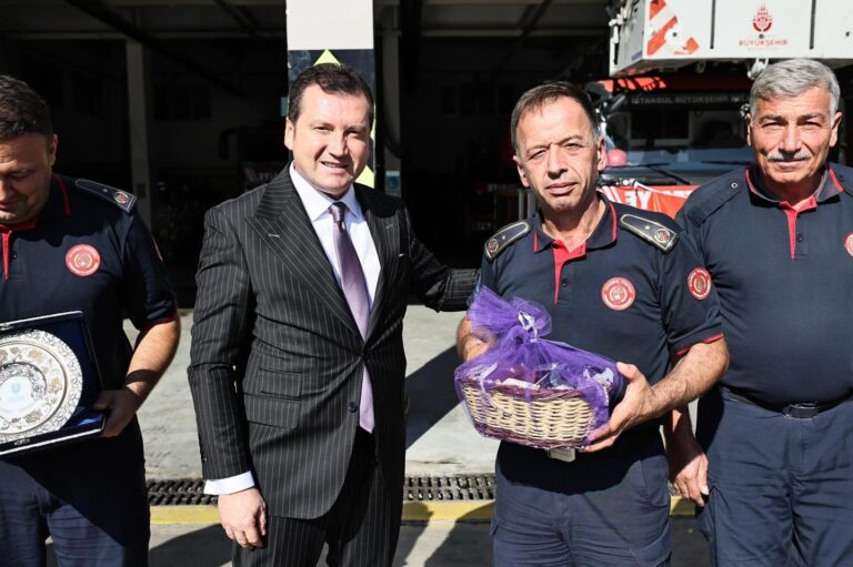 Başkan Balcıoğlu Silivri İtfaiye İstasyonu’nu Ziyaret Etti