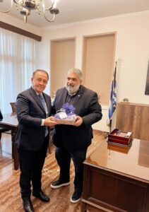 Özcan Işıklar’a Yunanistan’dan Anlamlı Onur Yemeği