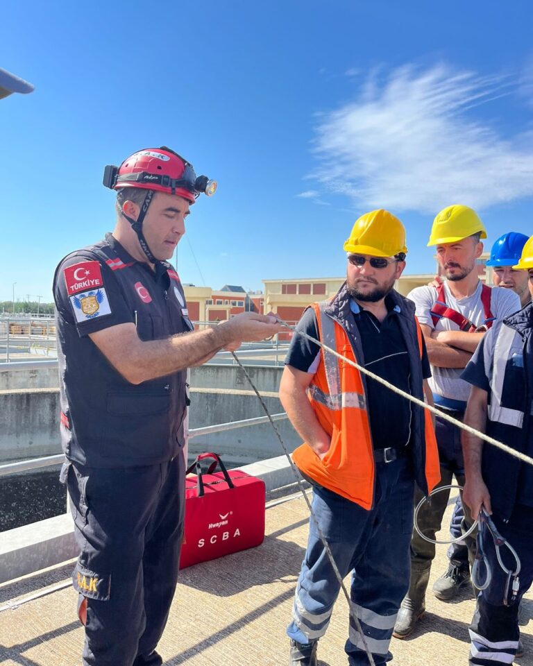 Silivri Arama Kurtarma Ekibi İSKİ Personellerine Eğitim Programı Düzenledi