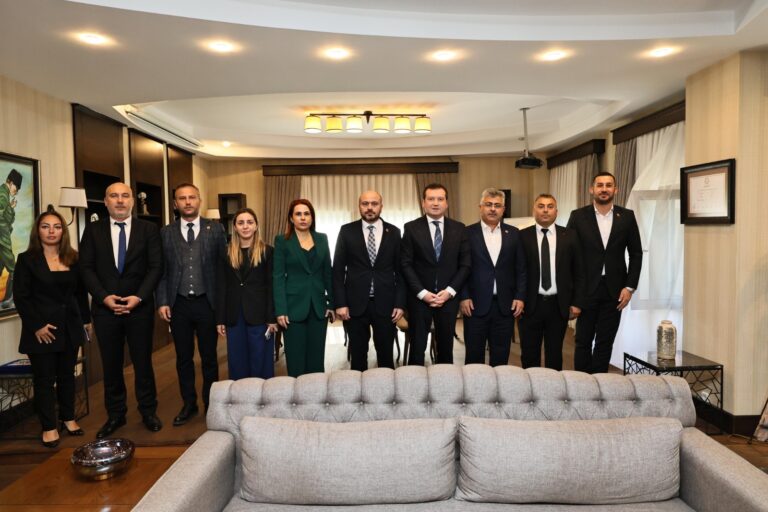 MHP İlçe Başkanı Hakan Bakmaz, Başkan Balcıoğlu’na İade-i Ziyarette Bulundu