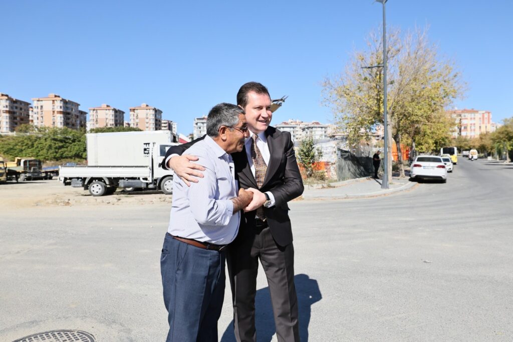 Başkan Balcıoğlu, Eski Sanayi Bölgesi’ndeki Üst Geçit Projesini Yerinde İnceledi