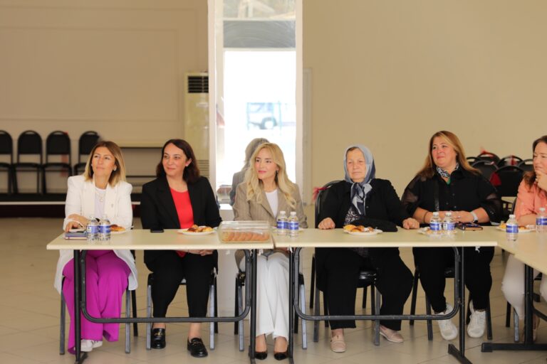 Hayriye Sena Balcıoğlu, Alipaşa Mahallesi’nde Kadınlarla Buluştu