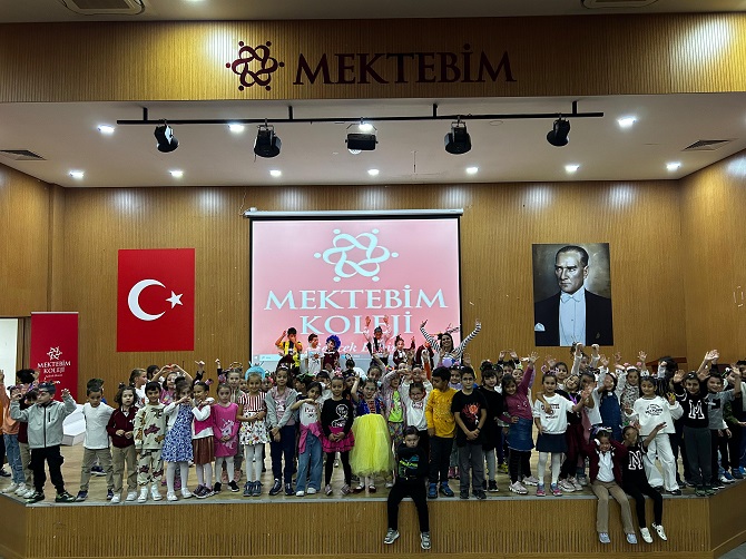 Mektebim Koleji Öğrencilerinden Eğlenceli Etkinlik: “Crazy Hair Partisi”